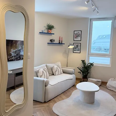 Dopamine Design 45m2 I Free Parking I Centrum *