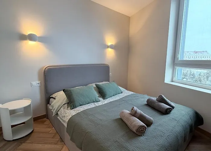 Dopamine Design 45m2 I Free Parking I Centrum Apartman